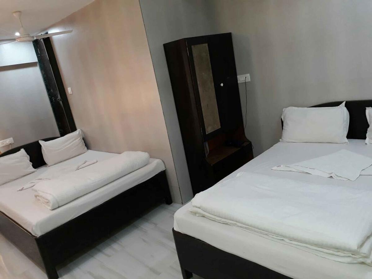 Hotel Holiday Inn Mumbai  Buitenkant foto