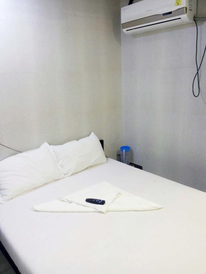 Hotel Holiday Inn Mumbai  Buitenkant foto