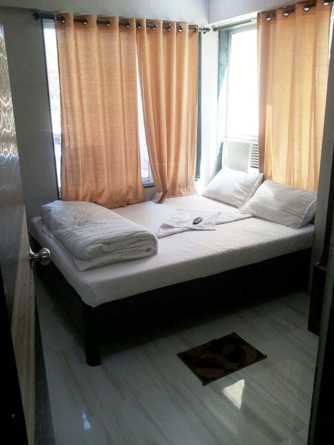 Hotel Holiday Inn Mumbai  Buitenkant foto
