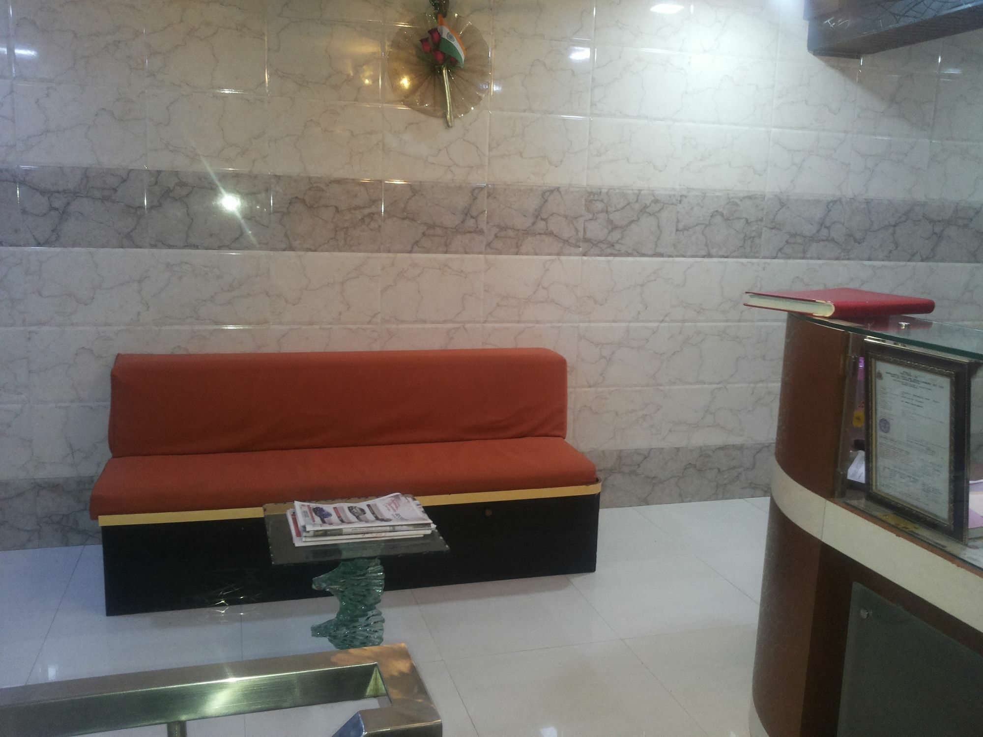 Hotel Holiday Inn Mumbai  Buitenkant foto
